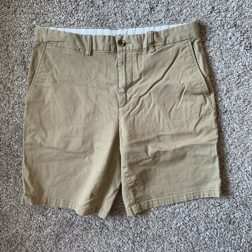 Old Navy Shorts‎ Mens 34 Beige Khaki Chino 9" Inseam